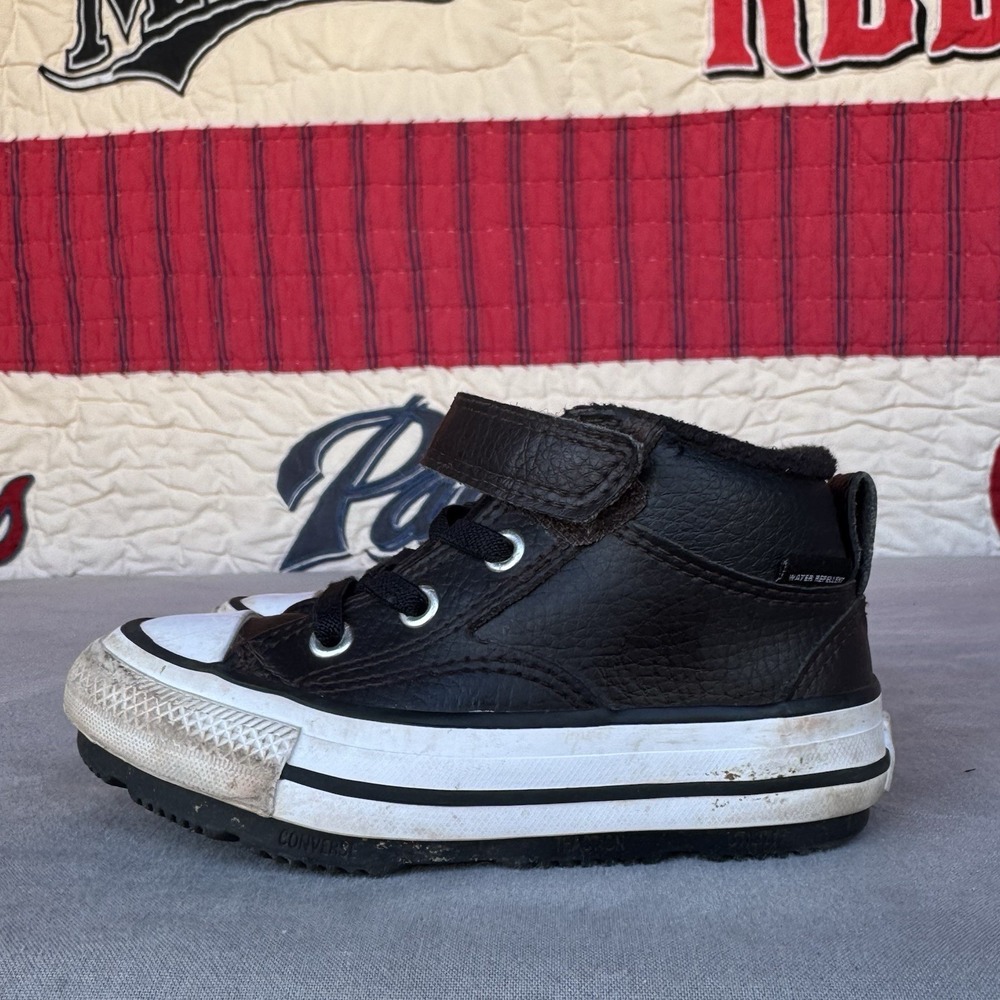 Size 7c - Kids CHUCK TAYLOR ALL STAR MID BOOT‎ PS 'MALDEN STREET - BLACK WHITE'